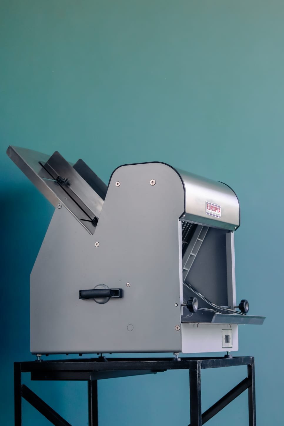 BREAD SLICER (IMPORTED)