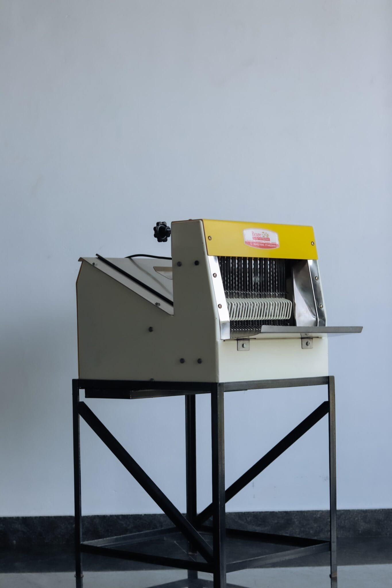 BREAD SLICER (INDIAN MADE)